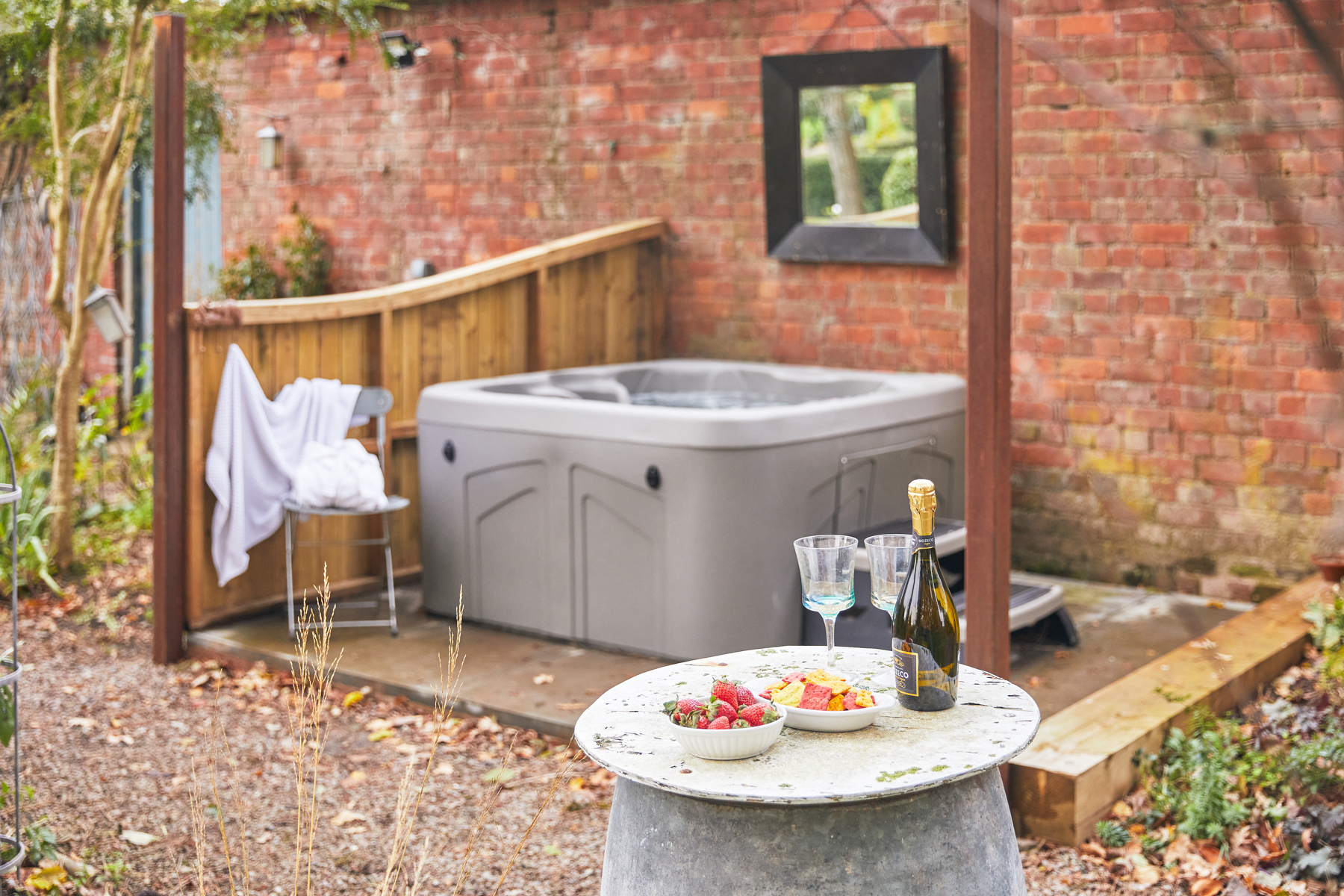 Hot tub at Herefordshire Holidays